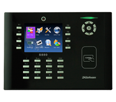 Doch�zkov� termin�l s880